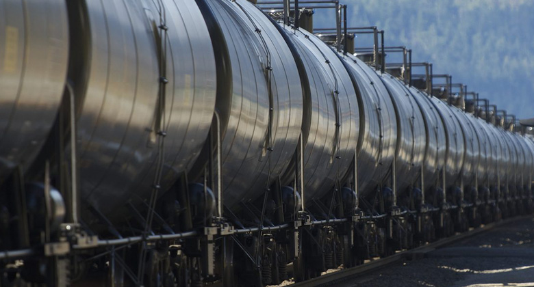Study of tariffs for transporting dark and light oil products by water, rail and pipeline transport