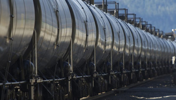 Study of tariffs for transporting dark and light oil products by water, rail and pipeline transport