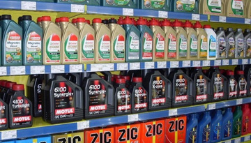 Analysis of prices for motor oils in various distribution channels